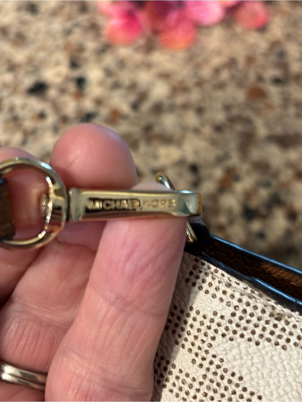 Michael Kors White Logo Zip-Around Wristlet - Picture 9 of 10